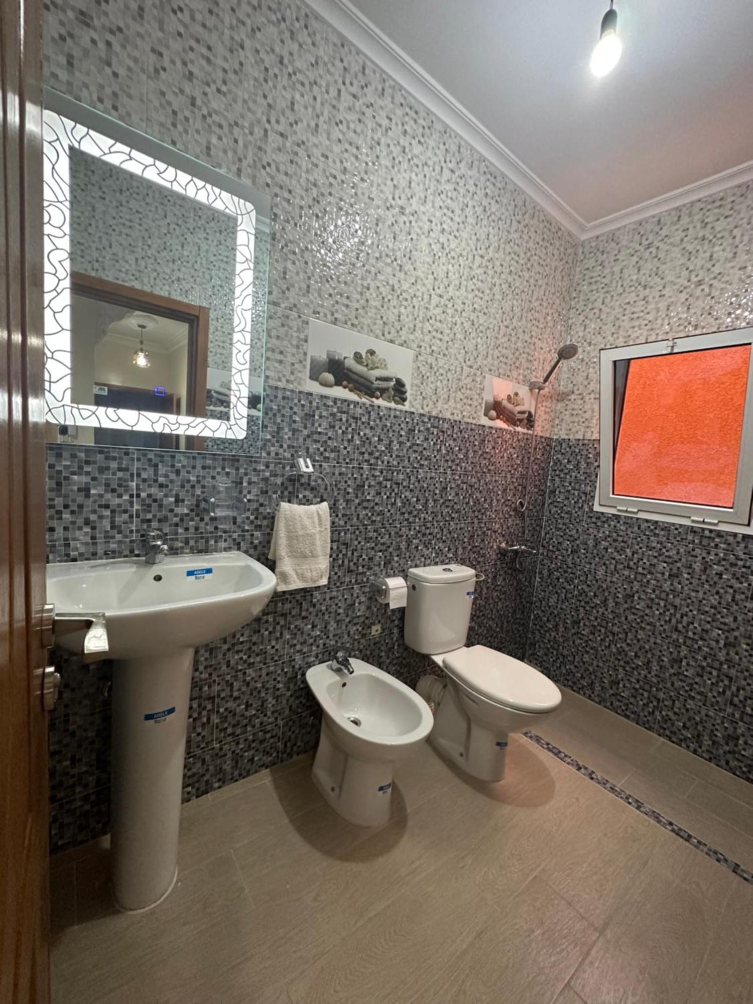 Appartement A Houma, Proche Port Tanger Med Dalia 外观 照片
